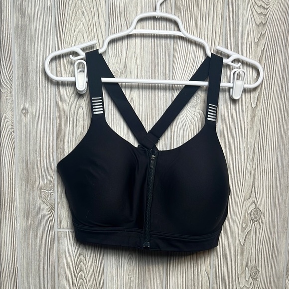 Under Armour Sports Bra High Impact Women's Size 36DD Athleticwear Bra Black - Picture 1 of 5